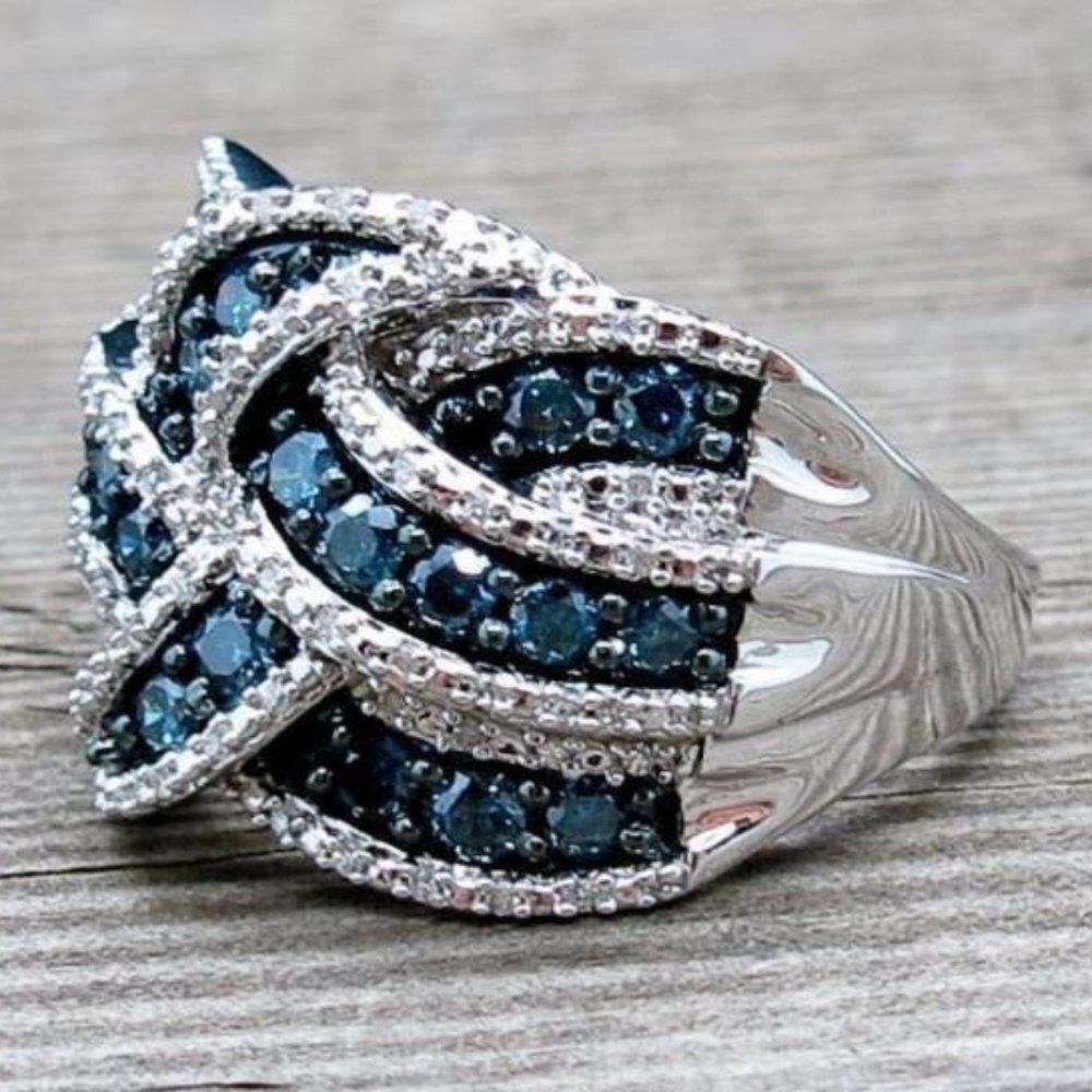 BLUE SAPPHIRE RING - Picture 3 of 8